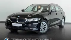 Schwarz Gebraucht 2022 BMW 318 Sport Line Kombi | 21.290 € (Fairer Preis)