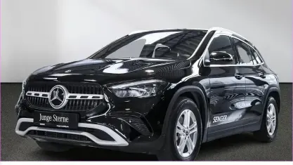 Gebraucht Mercedes GLA200 163 PS (119 kW) 2024 Schwarz SUV