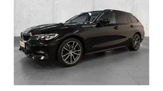 Schwarz Gebraucht 2022 BMW 320 Sport Line Kombi | 31.350 € (Fairer Preis)
