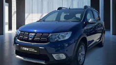Blau Gebraucht 2019 Dacia Sandero Prestige Kleinwagen | 11.490 € (Etwas zu teuer)