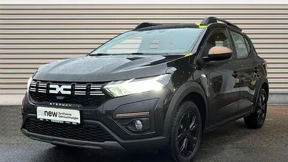 Gebraucht 2025 Dacia Sandero Extreme Limousine | 19.890 € (Fairer Preis)