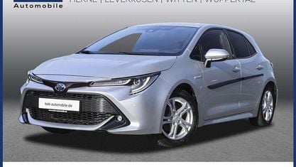 Gebraucht Toyota Corolla Hybrid Team 98 PS (72 kW) 2021 Grau Limousine