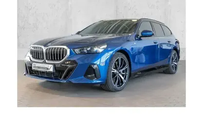Second-hand BMW 550e M Sport 489 CP (359 kW) 2025 Albastru Break