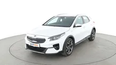 Weiß Gebraucht 2022 Kia XCeed Spirit SUV | 20.970 € (Guter Preis)