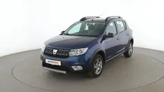 Blau Gebraucht 2017 Dacia Sandero Stepway Ambiance Kleinwagen | 8.850 € (Fairer Preis)