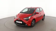 Rot Gebraucht 2019 Toyota Aygo X-play Kleinwagen | 10.020 € (Fairer Preis)