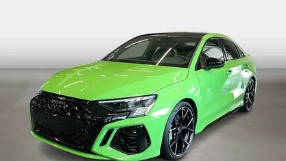 Usata Audi RS3 Sport 400 CV (294 kW) 2022 Verde Berlina