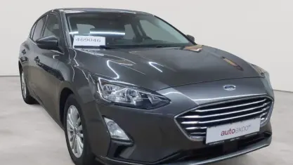Gebraucht Ford Focus Titanium 120 PS (88 kW) 2021 Magneticgrau metallic Limousine