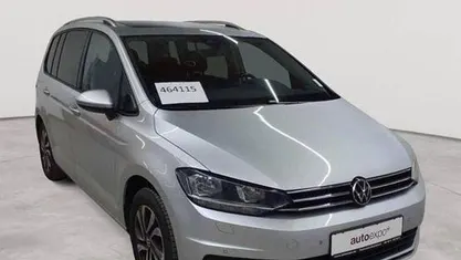Gebraucht VW Touran Active 150 PS (110 kW) 2022 Van / Kleinbus