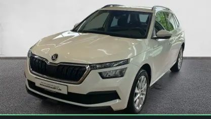 Gebraucht Skoda Kamiq Clever 110 PS (80 kW) 2022 Candyweiß SUV