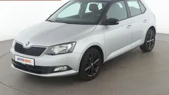 Grau Gebraucht 2015 Skoda Fabia Business Line Limousine | 9.730 € (Fairer Preis)