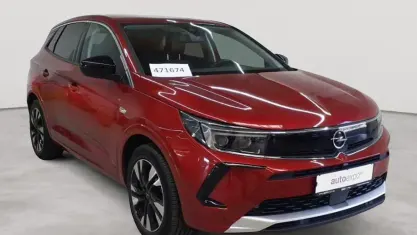 Gebraucht Opel Grandland X Elegance 131 PS (96 kW) 2023 Rubin rot metallic SUV