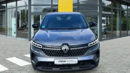 Gebraucht Renault Austral Equilibre 140 PS (102 kW) 2024 Grau SUV