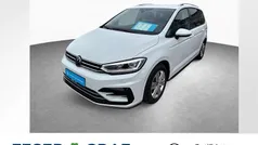 Pure white Gebraucht 2024 VW Touran Comfortline Van / Kleinbus | 34.440 € (Fairer Preis)