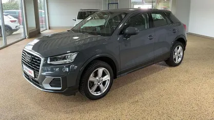Grau Gebraucht 2018 Audi Q2 Sport SUV | 18.070 € (Fairer Preis)