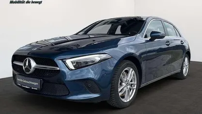 Gebraucht Mercedes A250 Progressive 218 PS (160 kW) 2021 Blau Limousine