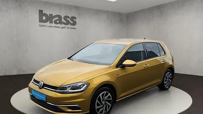 Gebraucht VW Golf VII Join 110 PS (80 kW) 2018 Kurkumagelb metallic Limousine