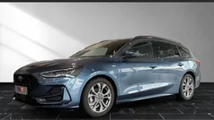 Chromablau (blau) Gebraucht 2023 Ford Focus ST-Line Kombi | 25.900 € (Fairer Preis)