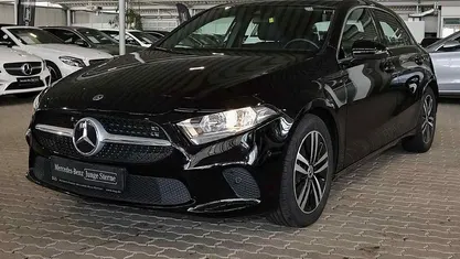 Gebraucht Mercedes A200 Progressive 150 PS (110 kW) 2022 Limousine
