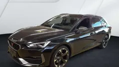 Mitternachtsschwarz Gebraucht 2024 Cupra Leon Kombi | 29.890 € (Fairer Preis)