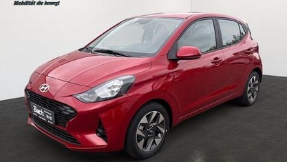 Gebraucht Hyundai i10 Trend 63 PS (46 kW) 2025 Dragon red Kleinwagen