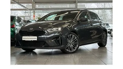 Grau Gebraucht 2020 Kia Ceed GT GT-Line Limousine | 21.280 € (Fairer Preis)