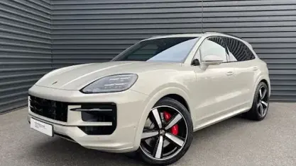 Gebraucht Porsche Cayenne 474 PS (348 kW) 2025 Beige SUV