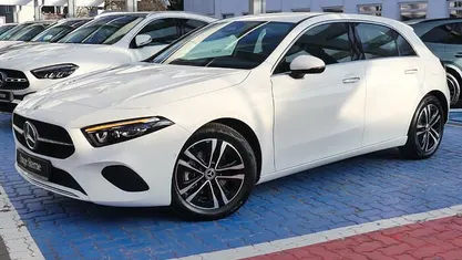 Gebraucht Mercedes A180 Progressive 136 PS (100 kW) 2025 Unilack polarweiß Limousine