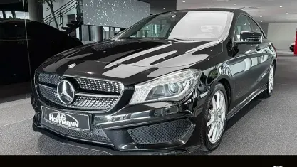 Gebraucht Mercedes CLA250 209 PS (153 kW) 2014 Schwarz Coupé