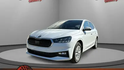 Neu Skoda Fabia 95 PS (69 kW) 2026 Moonweiss metallic Kleinwagen