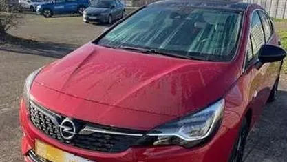 Rot Gebraucht 2020 Opel Astra Elegance Limousine | 13.950 € (Guter Preis)
