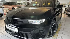 Lackierung schwarz perla nera/typ aussenverkleidung metallic perlmutt Neu 2025 Opel Astra GS Line Kombi | 29.950 € (Fairer Preis)