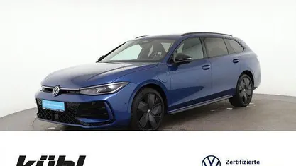Gebraucht VW Passat R-line 177 PS (130 kW) 2024 Kombi