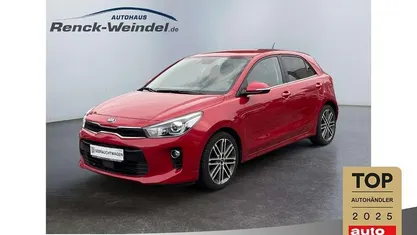 Rot Gebraucht 2017 Kia Rio Spirit Limousine | 13.289 € (Fairer Preis)