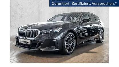 Gebraucht BMW 550e M Sport 489 PS (359 kW) 2025 Schwarz Kombi