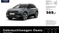 Grau Gebraucht 2024 Audi Q4 e-tron S-Line SUV | 49.940 € (Superpreis)