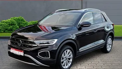 Schwarz Gebraucht 2024 VW T-Roc Style SUV | 29.420 € (Fairer Preis)