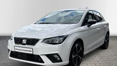 Weiß Gebraucht 2024 Seat Ibiza FR Limousine | 20.987 € (Fairer Preis)