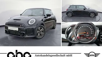 Schwarz Gebraucht 2022 Mini Cooper S Essential Kleinwagen | 23.830 € (Fairer Preis)