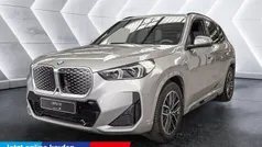 Spacesilber Neu 2025 BMW iX1 M Sport SUV | 57.390 € (Fairer Preis)