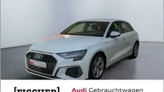 Weiss Gebraucht 2022 Audi A3 Sportback S-Line Limousine | 29.876 € (Fairer Preis)