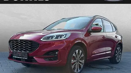 Rot (lucidred metallic) Gebraucht 2022 Ford Kuga ST-Line SUV | 26.110 € (Fairer Preis)