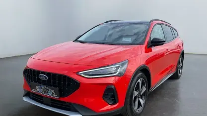 Używany Ford Focus Active 120 KM (88 kW) 2022 Czerwony Kombi