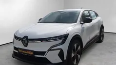 Gebraucht 2022 Renault Mégane Evolution SUV | 35.490 € (Etwas zu teuer)