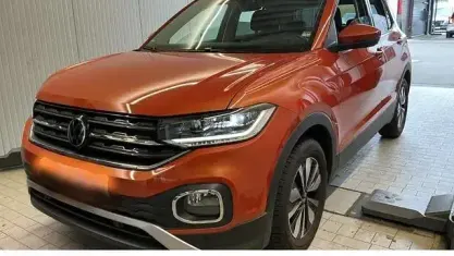 Gebraucht VW T-Cross Move 110 PS (80 kW) 2023 Orange SUV