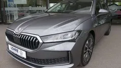 Grau Neu 2025 Skoda Superb Selection Kombi | 39.940 € (Fairer Preis)