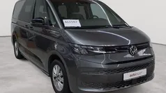 Indiumgrau metallic Gebraucht 2023 VW Multivan Van | 40.290 € (Superpreis)