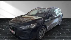 Schwarz (obsidianschwarz (schwarz)) Gebraucht 2023 Ford Focus ST-Line X Kombi | 26.950 € (Fairer Preis)