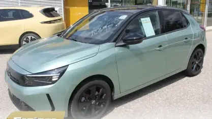 Gebraucht Opel Corsa 101 PS (74 kW) 2025 Eukalyptos grn (metallic) Kleinwagen