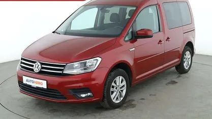 Rot Gebraucht 2017 VW Caddy Comfortline Van / Kleinbus | 16.290 € (Fairer Preis)